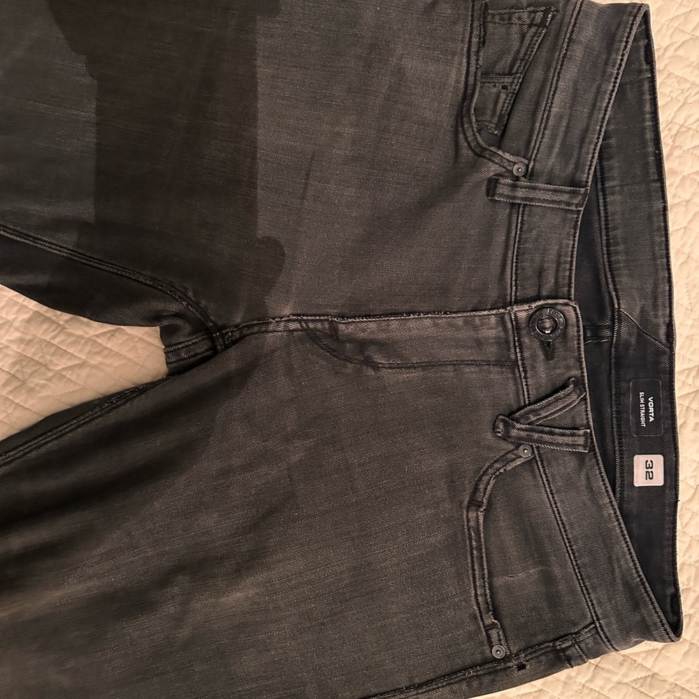 Volcom Men's faded black Slim Jeans